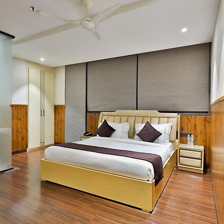 Clay Inn Hotels, Paschim Vihar Dillí Exteriér fotografie
