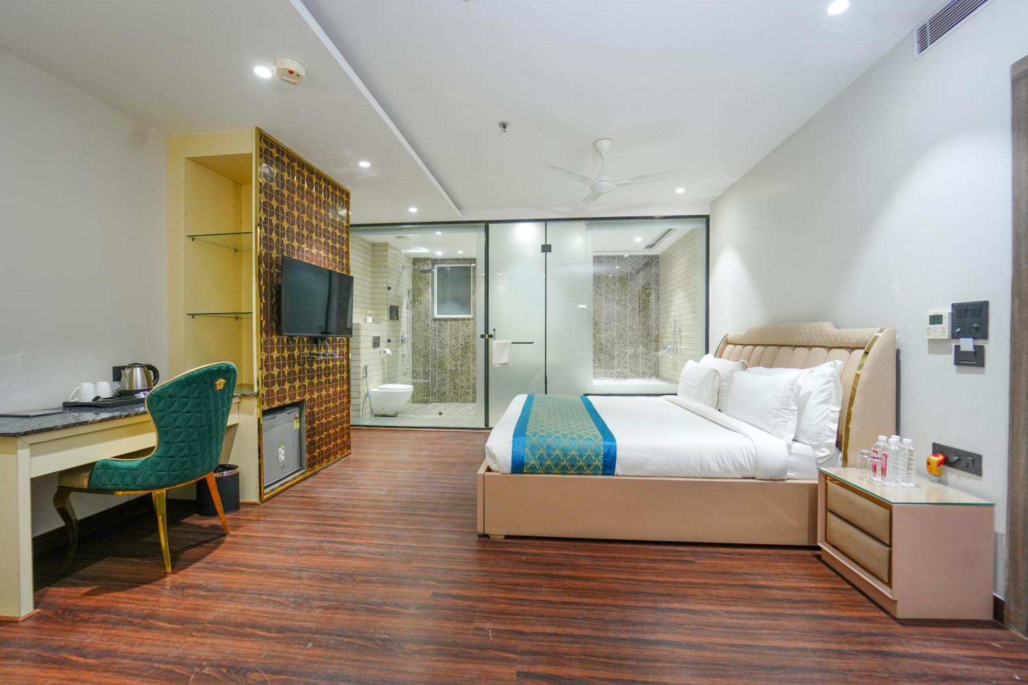 Clay Inn Hotels, Paschim Vihar Dillí Exteriér fotografie